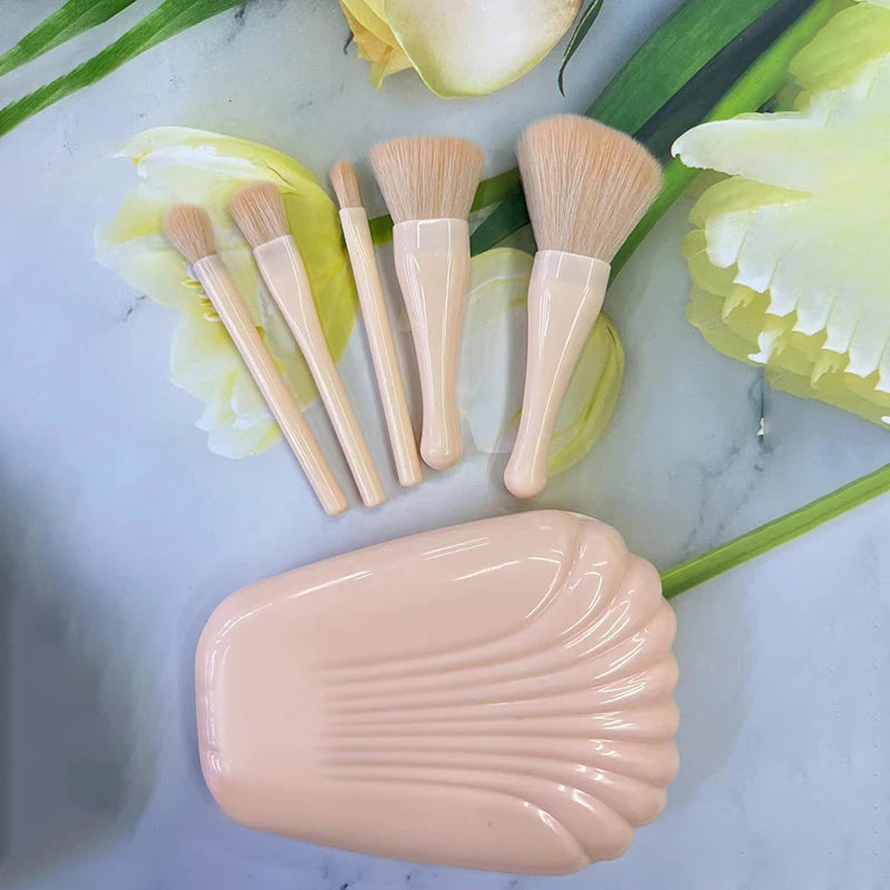 5Pcs Shell Portable Makeup Brush Set HD Mirror Soft Fiber Hair Beauty Tool Repair Brush Lip Brush Full Set Of Cosmetic Brush