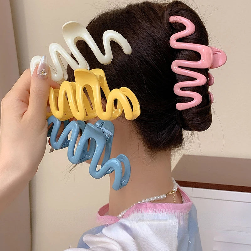 New Colorful Jelly Wave Hair Claw Hairpin Women Girls Fashion Design Korean Sweet Simple Irregular Hair Clip Headwear Wholesale