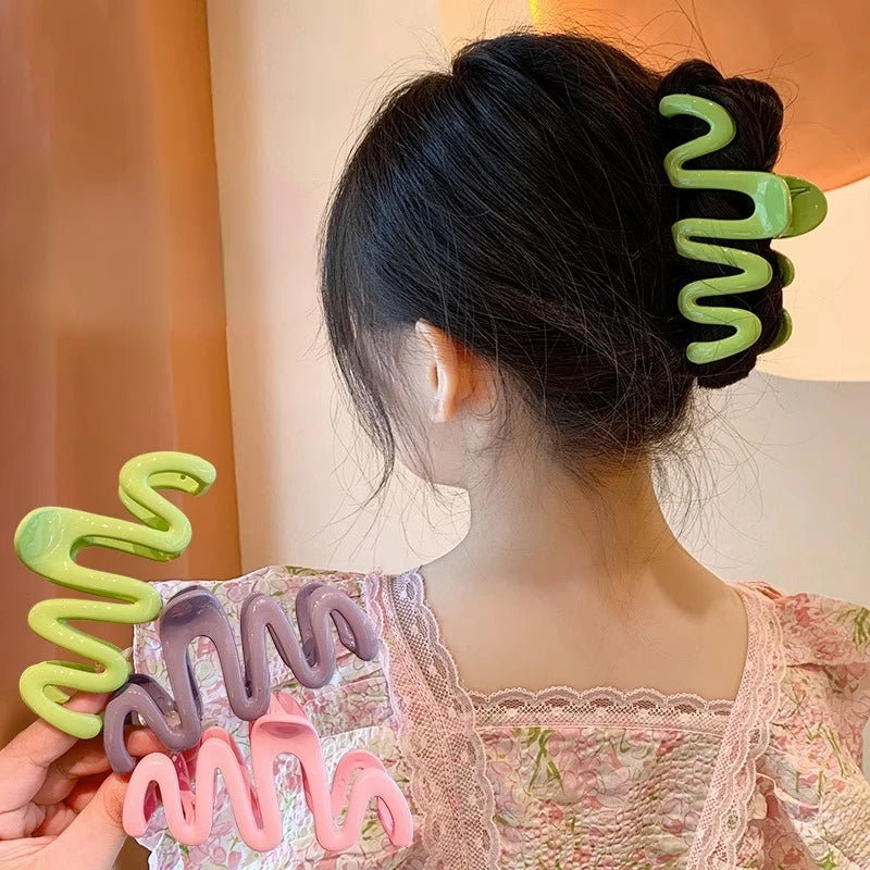 New Colorful Jelly Wave Hair Claw Hairpin Women Girls Fashion Design Korean Sweet Simple Irregular Hair Clip Headwear Wholesale